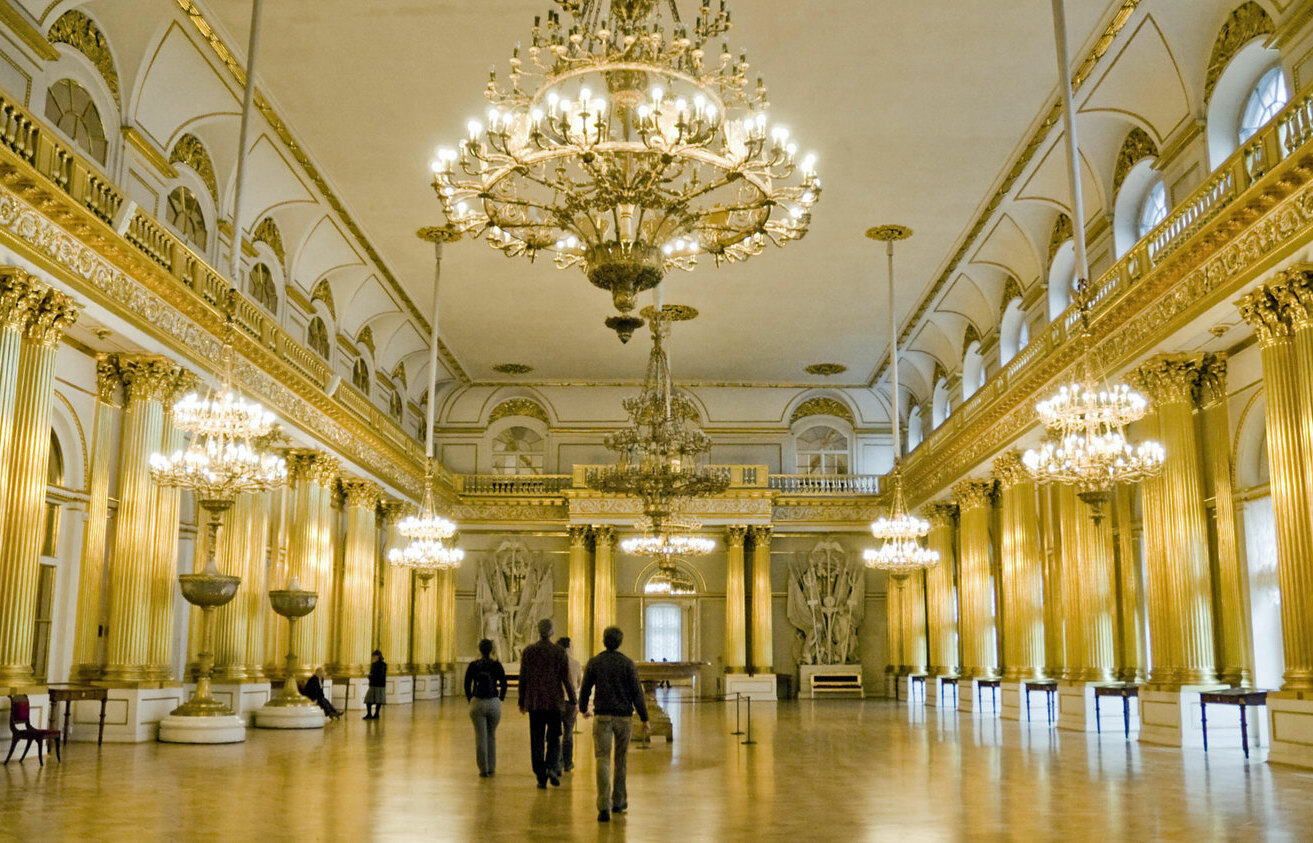 Interior halls of the Hermitage Museum in Saint Petersburg
