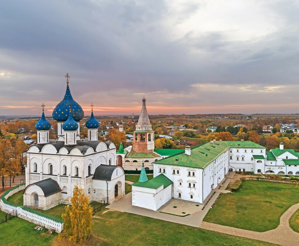 Suzdal Kremlin Suzdal Kremlin and Nativity Cathedral in Russia