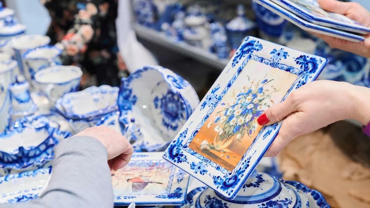 Traditional Gzhel blue and white ceramics and dishes